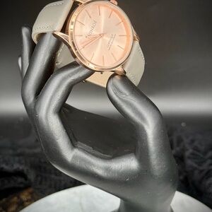 NOR Women's Watch in Soft Beige and Rose Gold